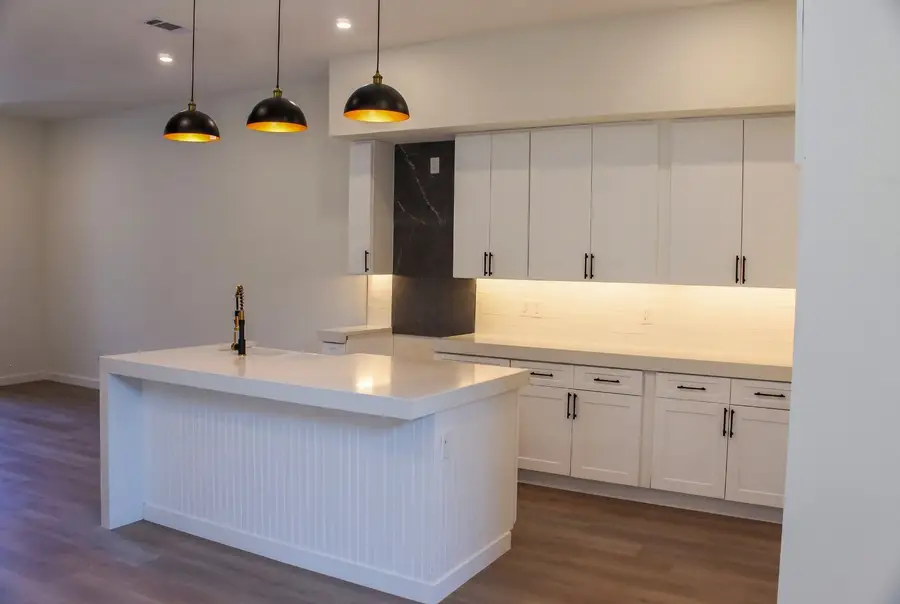 438 Bonnie View Road, Dallas, TX 75203 - #3