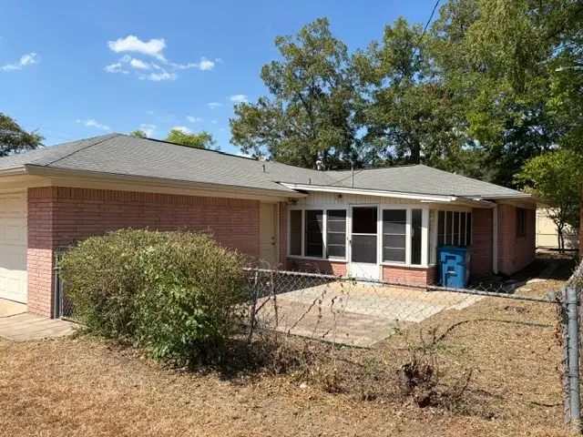 301 Hart Street, Quitman, TX 75783 - #3