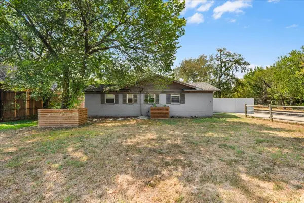 6817 Simmons Road, North Richland Hills, TX 76182