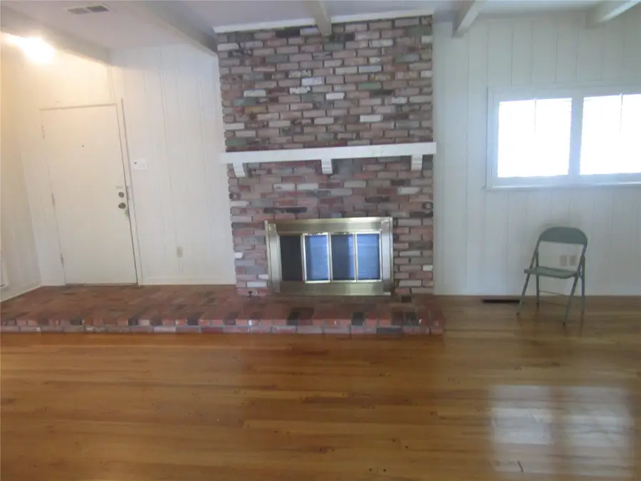 4117 Clayton Road W, Fort Worth, TX 76116 - #2