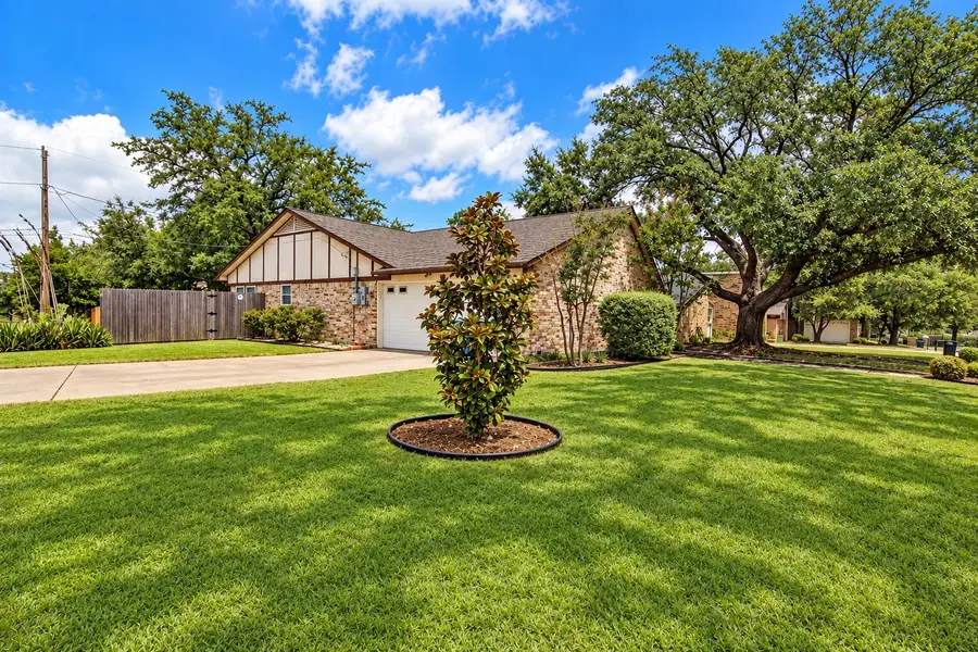 3824 Sugar Ridge Road, Fort Worth, TX 76133 - #2