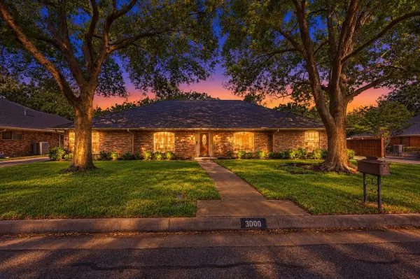 3000 Steeplechase Trail, Arlington, TX 76016