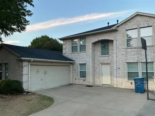 1340 Lake Grove Lane, DeSoto, TX 75115