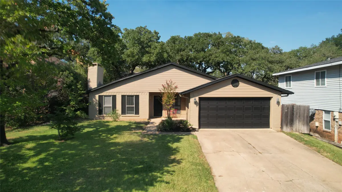 2813 Meandering Way, Bedford, TX 76021 - #1