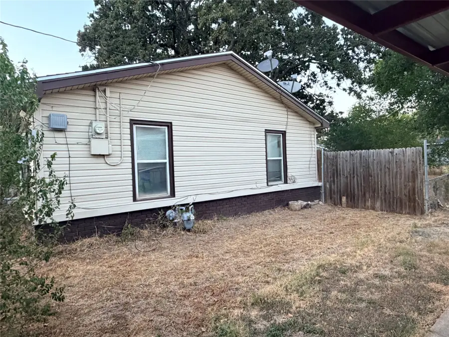 607 N Norma Drive, Lacy Lakeview, TX 76705 - #3