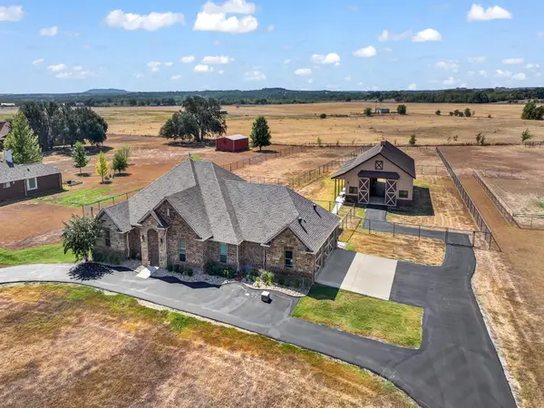 3601 Farm Land Court, Granbury, TX 76048