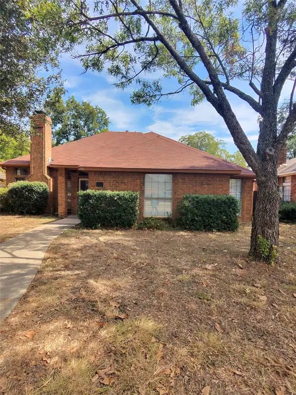 108 Tara Circle, Lancaster, TX 75146