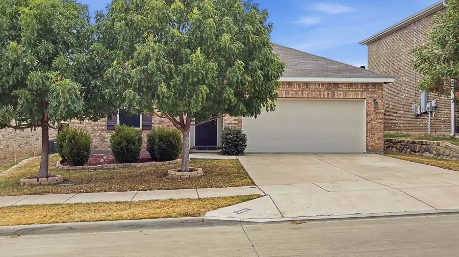 5401 Stone Meadow Lane, Fort Worth, TX 76179 - #2
