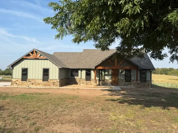 1122 Vz County Road 2517 Road, Canton, TX 75103