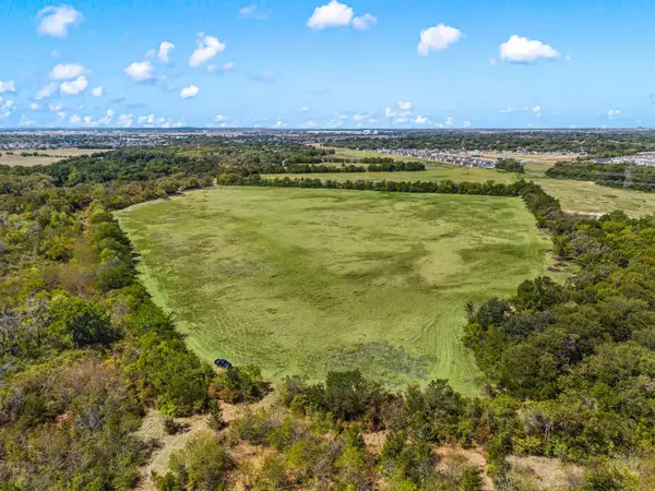 1700 Marti Drive, Burleson, TX 76028