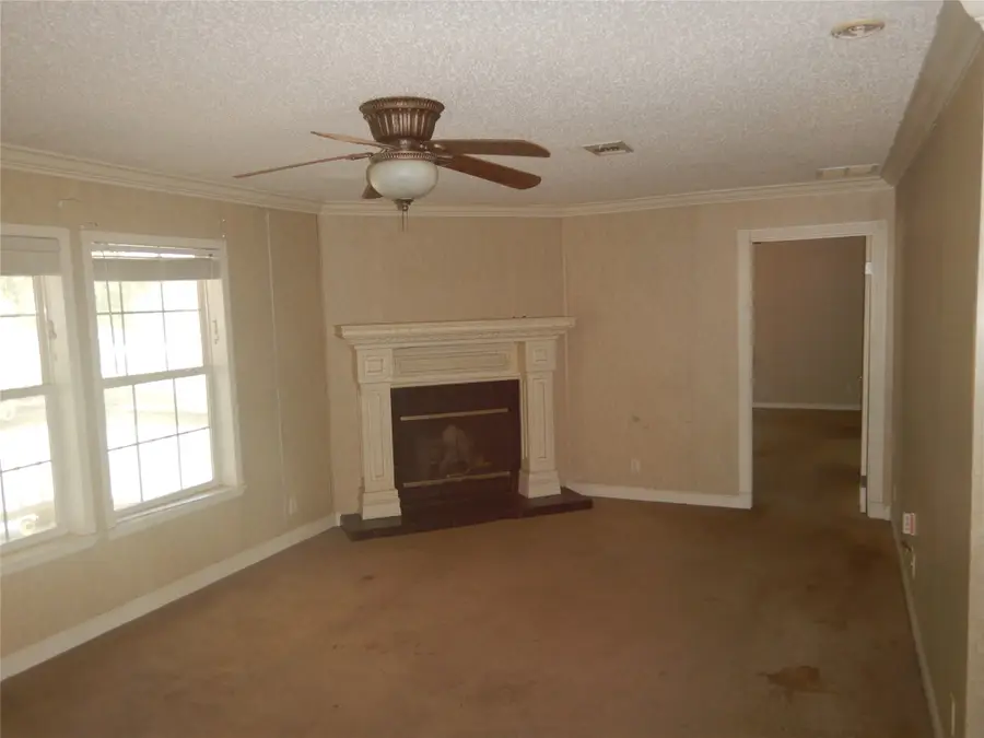 10009 Woolworth Road, Keithville, LA 71047 - #2