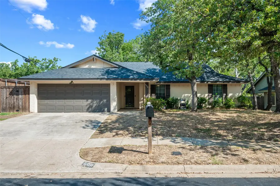 608 Ridgewood Circle, Hurst, TX 76054 - #2