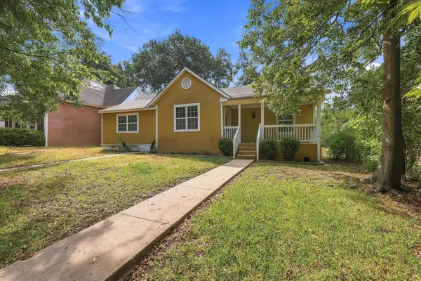 424 W Sears Street, Denison, TX 75020