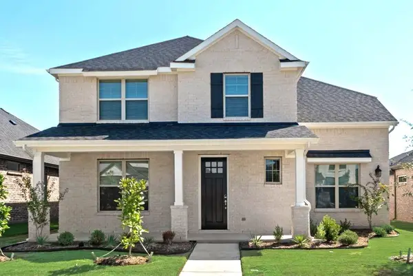 1050 Birdie Street, Gunter, TX 75058