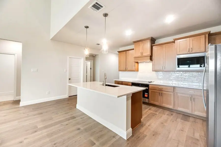1050 Birdie Street, Gunter, TX 75058 - #2