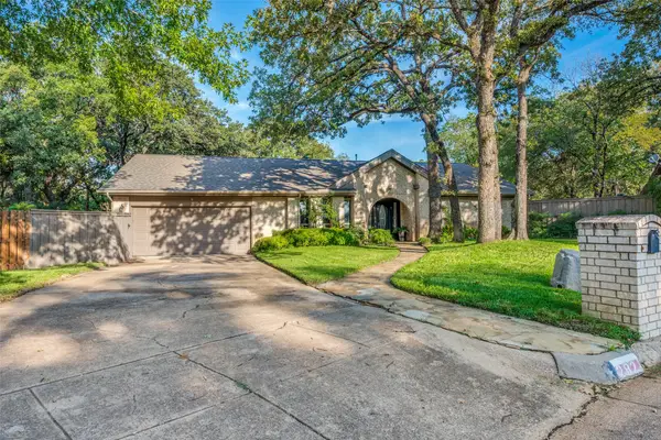 2821 Buffalo Court, Arlington, TX 76013