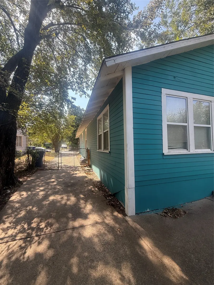 2925 Lenway Street, Dallas, TX 75215 - #3