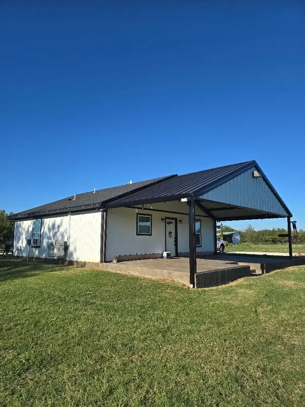 131 Hcr 1417, Covington, TX 76636