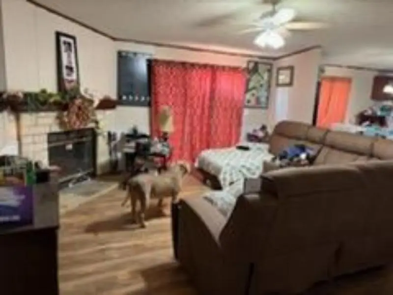 105 Seminole Street, Tye, TX 79563 - #3