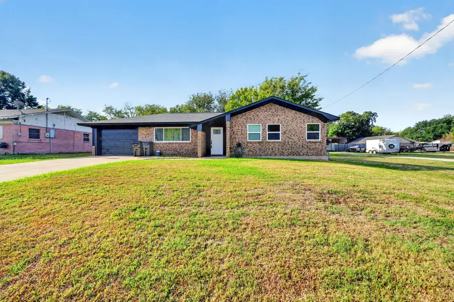 708 E High Street, Wills Point, TX 75169 - #3