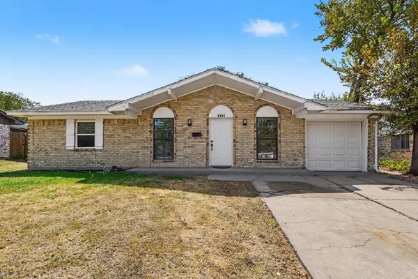 2520 Candleberry Drive, Mesquite, TX 75149