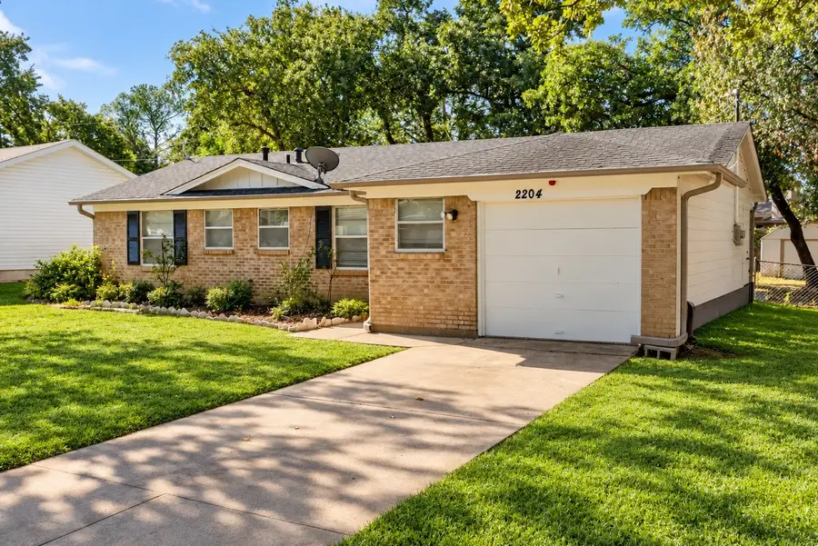 2204 Cales Drive, Arlington, TX 76013 - #2