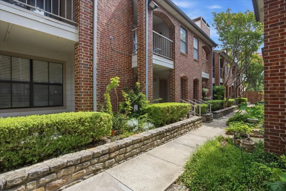 3205 Donnelly #202, Fort Worth, TX 76107 - #1