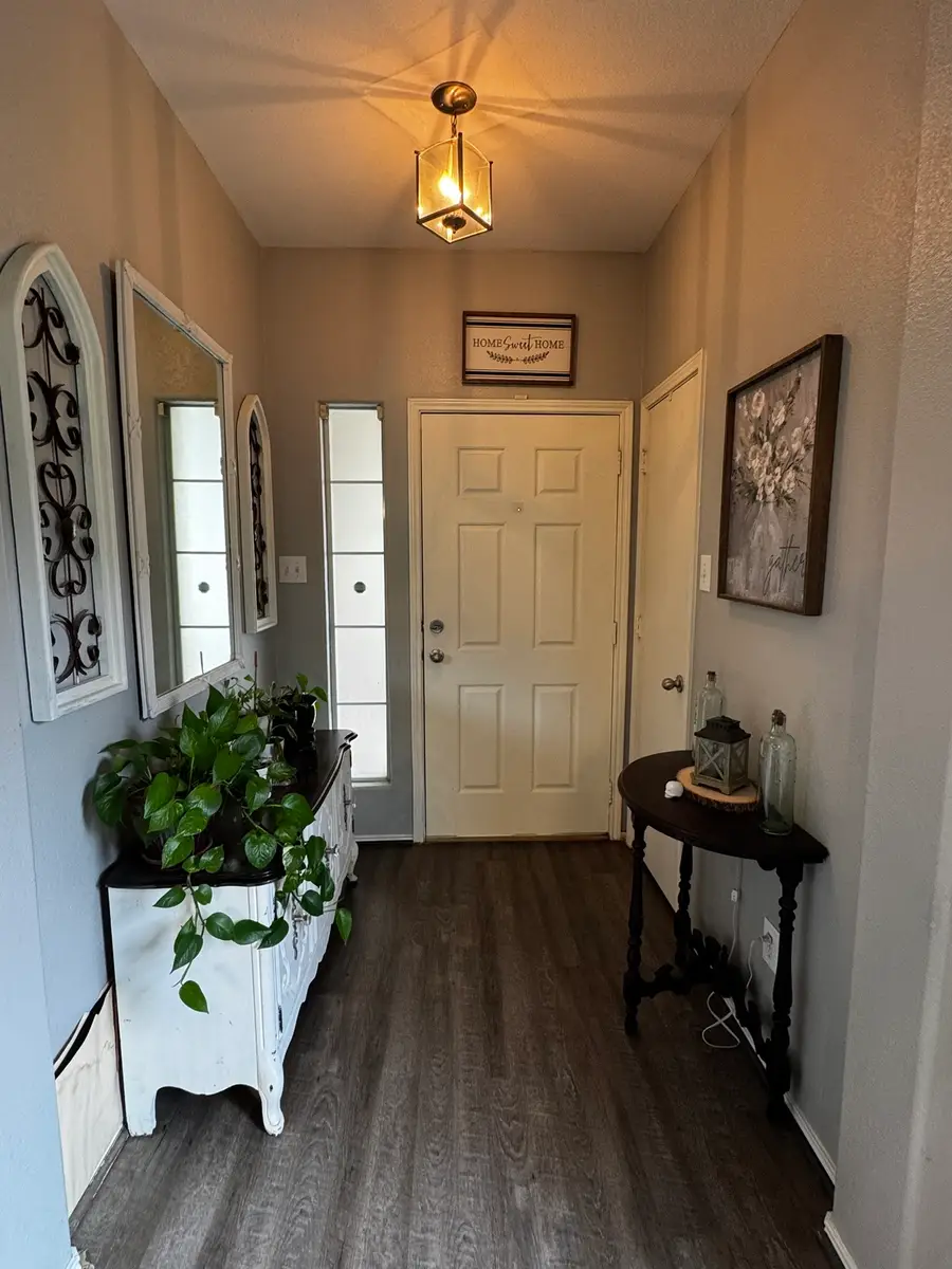 1225 Grand Central Parkway, Fort Worth, TX 76131 - #3