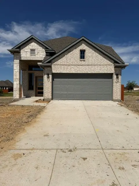 3817 Lakefield Drive, Heartland, TX 75126