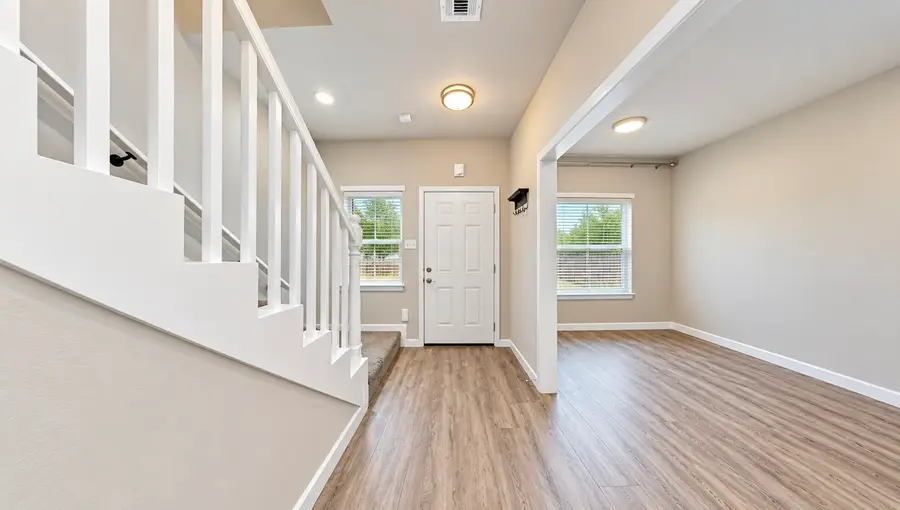 2407 Lee Avenue, Fort Worth, TX 76164 - #2