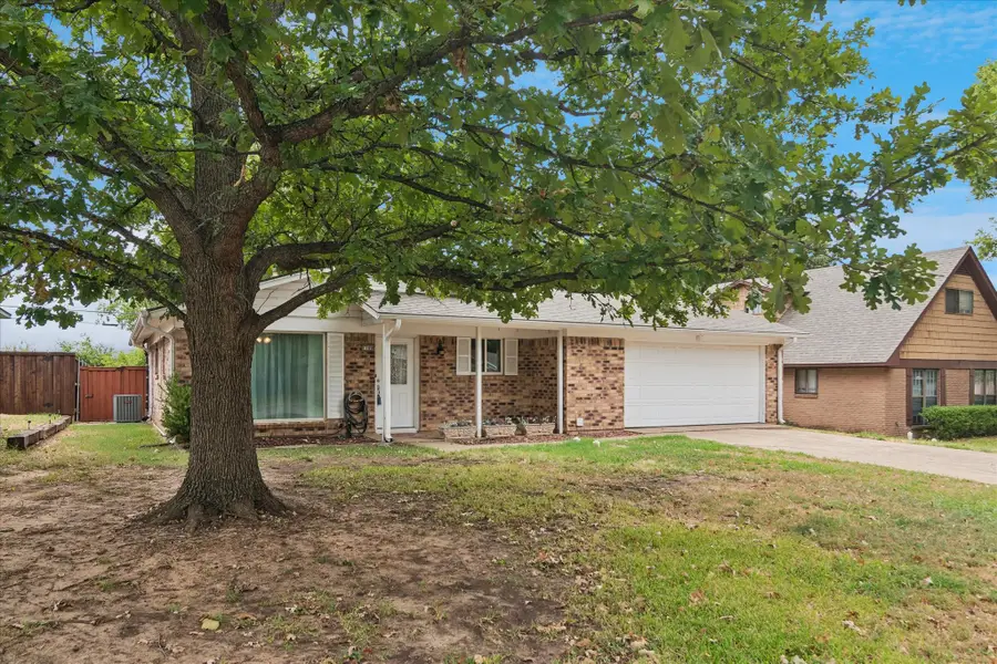 1109 S Valentine Drive, Sherman, TX 75090 - #2