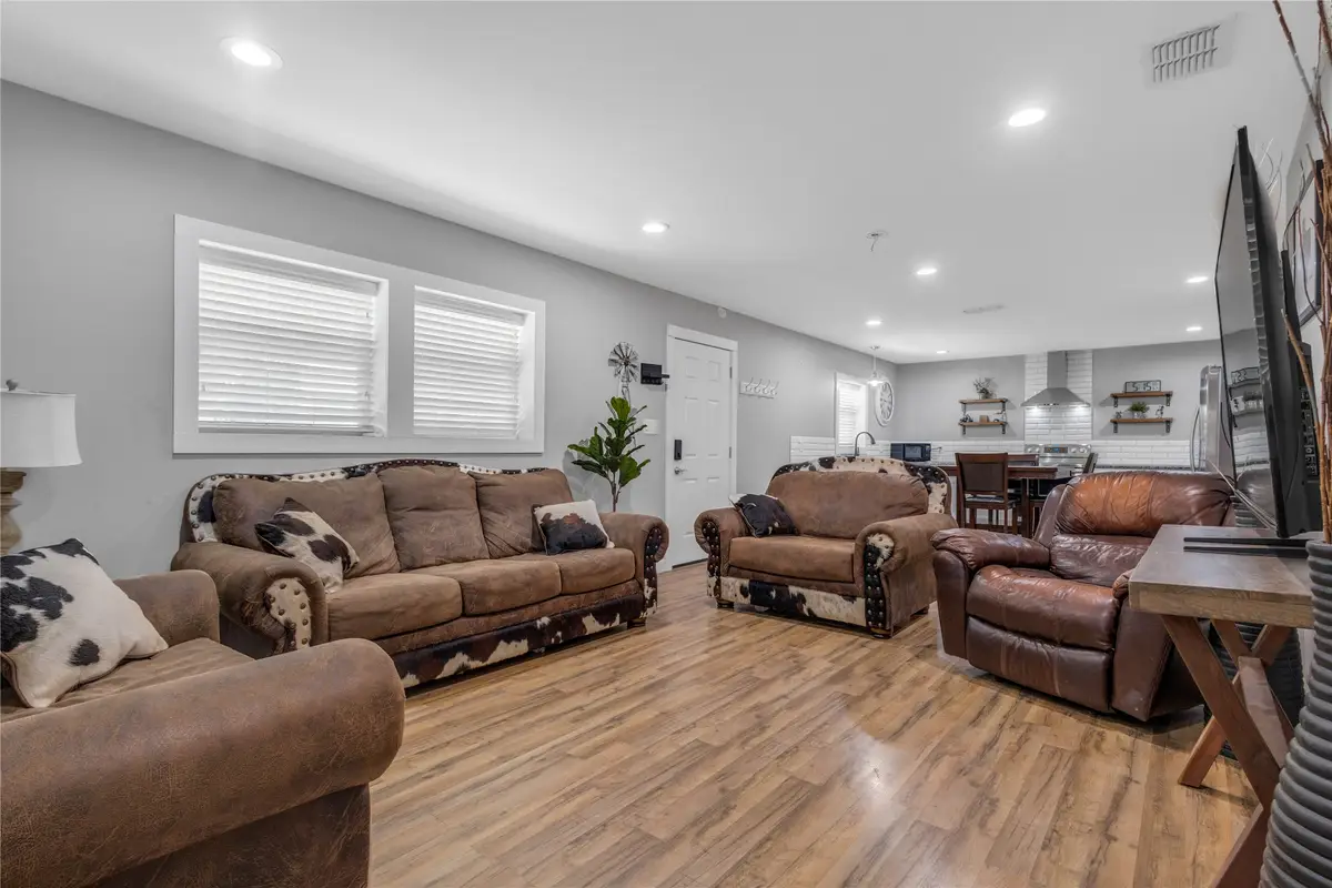 6792 N State Highway 19, Emory, TX 75440 - #1