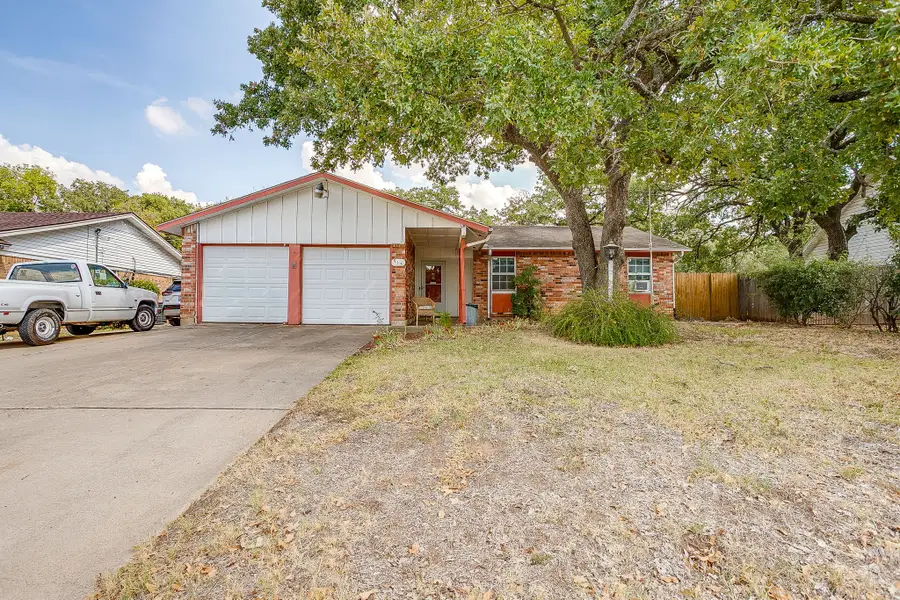 915 Cherry Laurel Lane, Arlington, TX 76012 - #3