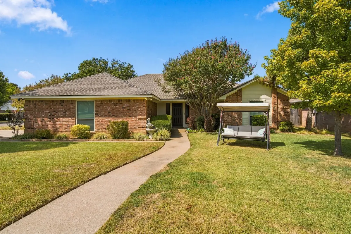 7101 Hazel Place, North Richland Hills, TX 76182 - #1