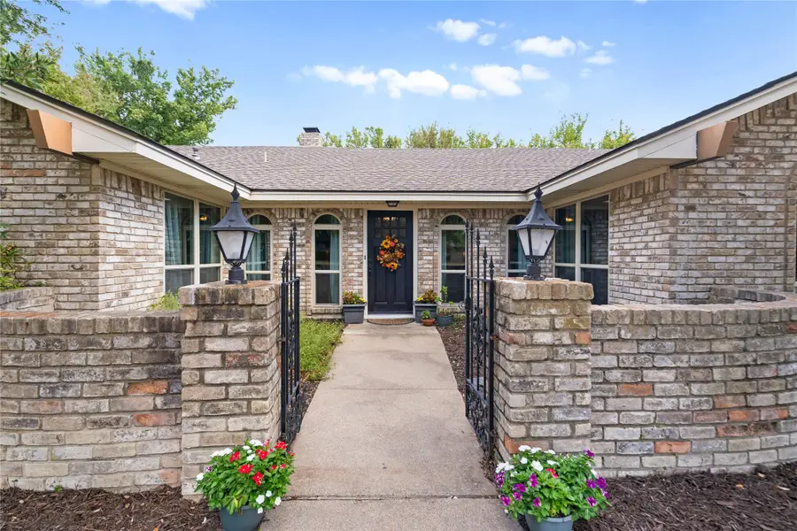 402 Coachlight Trail, Rockwall, TX 75087 - #3