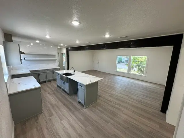 107 Mcarthur Lane, Cleburne, TX 76031 - #2