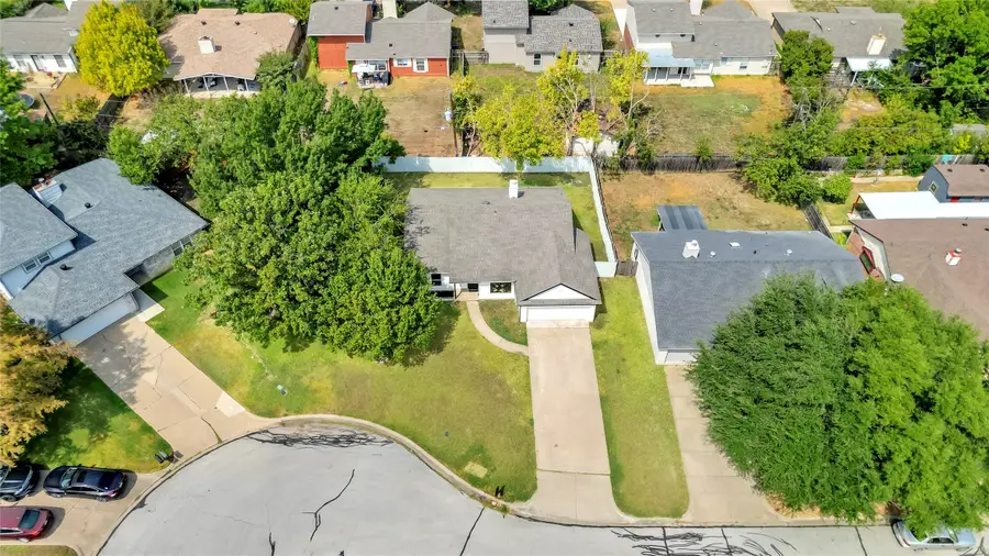 8 Atlanta Court, Mansfield, TX 76063 - #3
