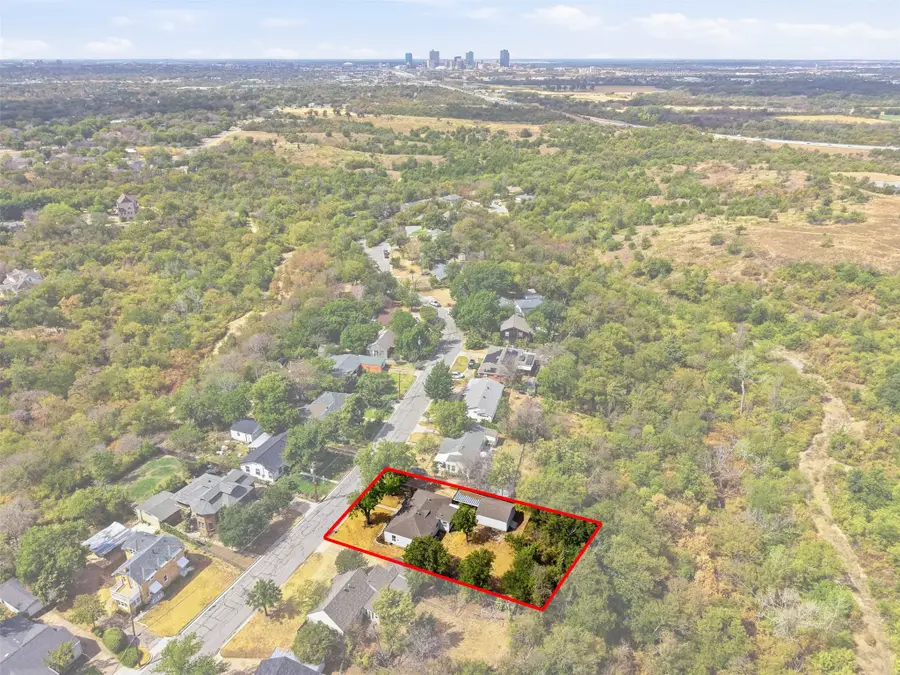 4005 Medford Road, Fort Worth, TX 76103 - #3