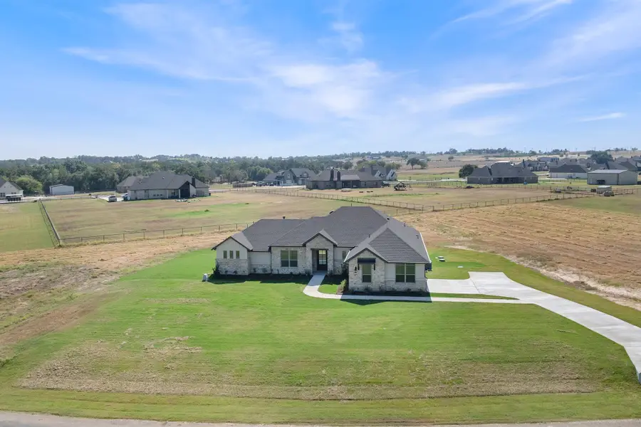 1099 Paradise Parkway, Poolville, TX 76487 - #3