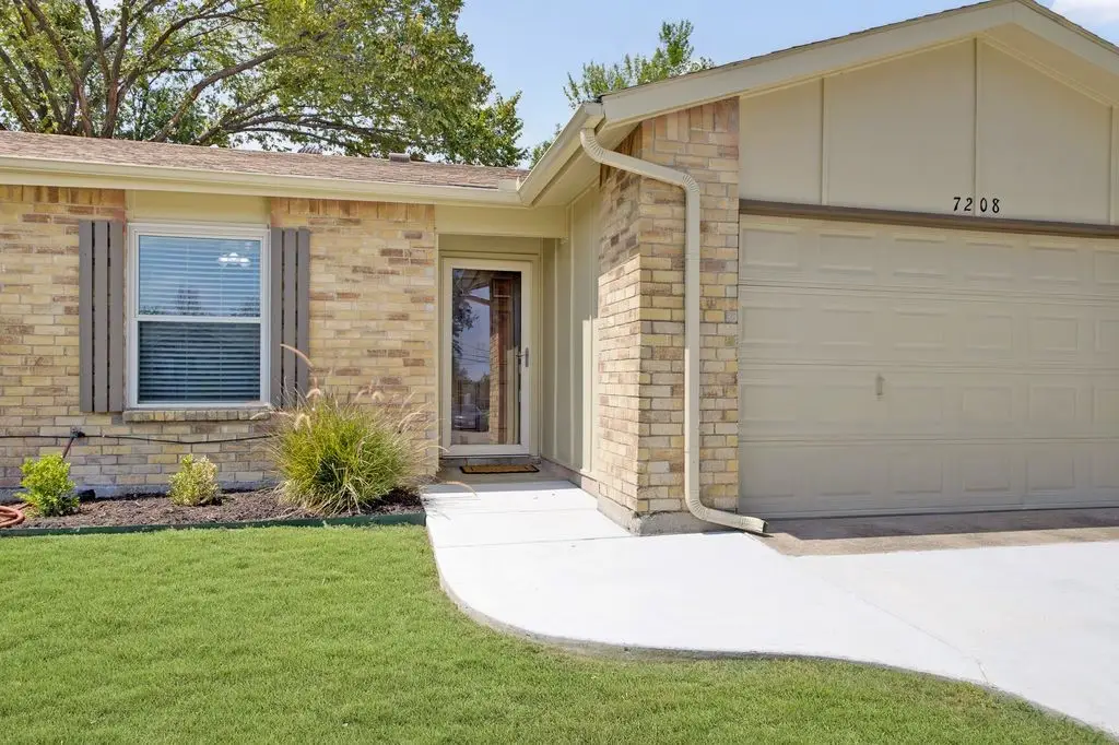 7208 Romford Way, North Richland Hills, TX 76182 - #1