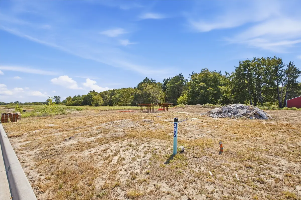 300 Trevor Lane, Greenville, TX 75402 - #1