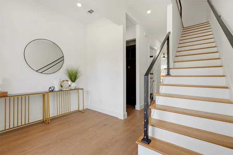 6911 & 6913 Mohawk, Dallas, TX 75235 - #3