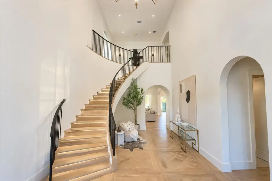 3733 Clover Lane, Dallas, TX 75220 - #3