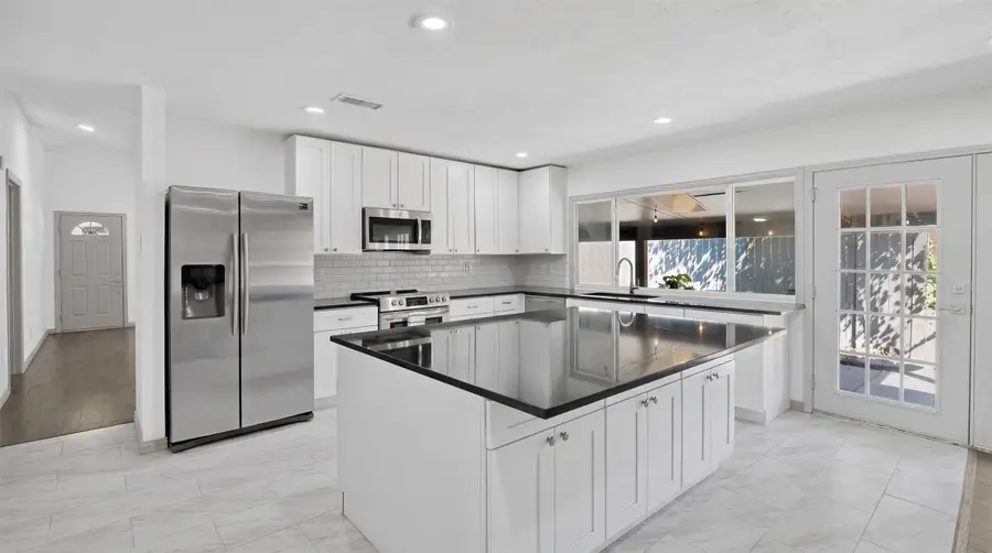 10854 Villa Haven Drive, Dallas, TX 75238 - #3