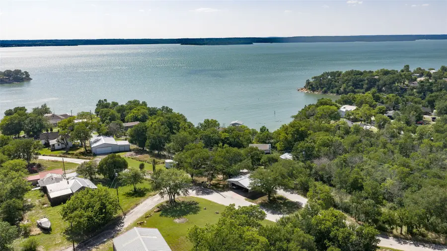 402 Aqua Way, Lake Bridgeport, TX 76426 - #3