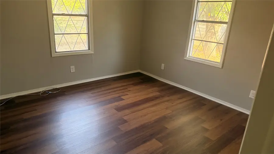 806 W Atchley Avenue, Alvarado, TX 76009 - #3
