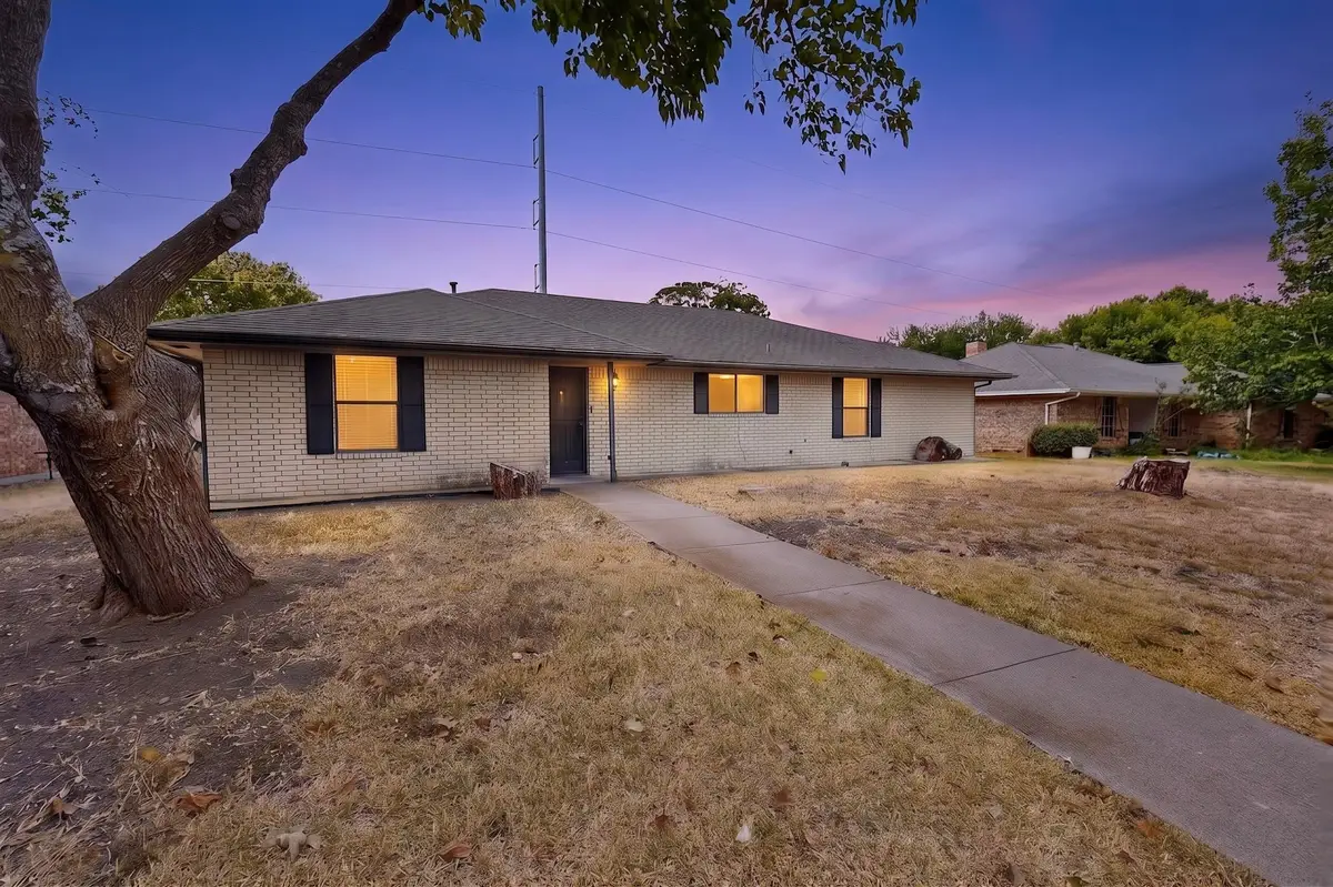 214 Buffalo Creek Drive, Waxahachie, TX 75165 - #1
