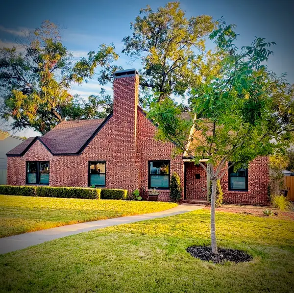4331 Lovell Avenue, Fort Worth, TX 76107