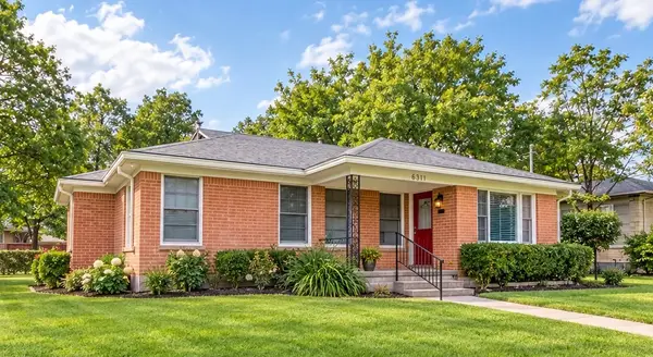 1311 S Edgefield Avenue, Dallas, TX 75208