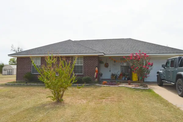 528 N 5th Street, Quinlan, TX 75474